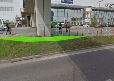 Rozšírenie cyklocestičky v úzkom mieste okolo piliera. Foto z Google StreetView.